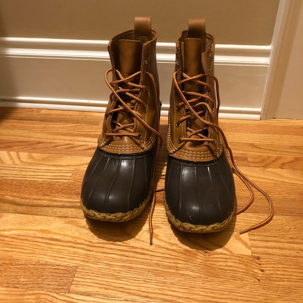 LL Bean 8” Duck Boots Size 9.